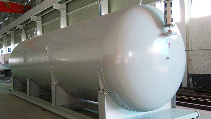 Pressure vessel made from Q390 steel